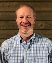 Headshot Tom McGaugh